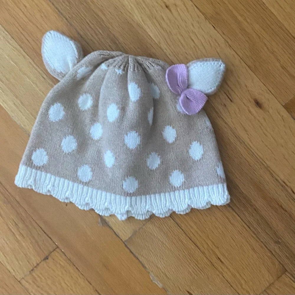 Gymboree polka dot toddler girl hat cream and white